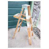 Vintage Keller 4-Foot Wood Stepladder