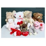 Holiday DeCor Valentines…Stuffies