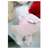 Holiday DeCor Valentines…Stuffies