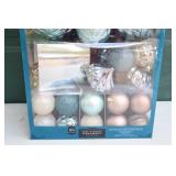 Holiday DeCor Christmas…Tree Ornaments Gold, Silver, Glitter, Teal Etc