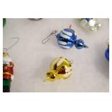 Holiday Decor Christmas Ornaments Etc