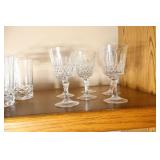 Beautiful Diamond-Cut Styled Crystal Drink Ware