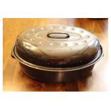 Kitchen Accessories…Graniteware Covered Canner Roaster Handled Oven-Ware…