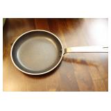 Vintage 5 Qt. Town House By West Bend Yellow Tan Dutch Oven Stainless Steel Pot With Lid, Wok w/Base Etc