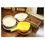 Kitchen Bakeware, Colanders, Strainers Etc