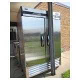 NORLAKE DOUBLE DOOR REFRIGERATOR