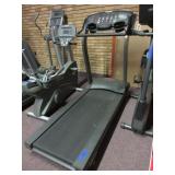 LIFE FITNESS TREADMILL
