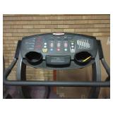 LIFE FITNESS TREADMILL