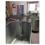 WHITEHALL STAINLESS STEEL WHIRLPOOL TUB