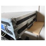 YAMAHA SYNTHESIZER WITH CASE
