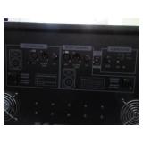 B52 MATRIX 2000 ACTIVE SPEAKER SYSTEM