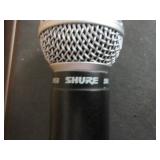 WIRELESS MICROPHONE SET UPS