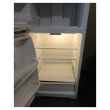 HOTPOINT  REFRIGERATOR FREEZER