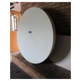 WHITE ROUND FOLDING TABLES