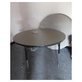 LAMINATE TOP TABLES WITH HEIGHT ADJUSTABLE LEGS