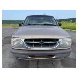 1997 Ford Explorer XL - 4X4