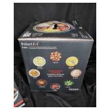 Instant Pot Lux 6-in-1 Multi-Use Programmable Pressure Cooker