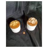 Set of 2 Ceramic Containers with Wooden Flower Lid