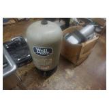 Well Mate Water System Water Pressure Tank