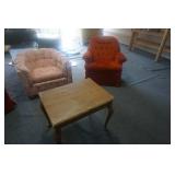 3 Sitting Chairs With Coffee Table