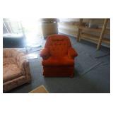 3 Sitting Chairs With Coffee Table