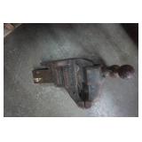 Reed Manufacturing Heavy Duty Bench Vise