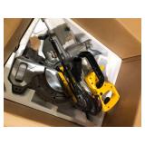 DEWALT 20V MAX Cordless 7-1/4 in. Sliding Miter Saw with (1) 20V Battery 4.0Ah   Customer Returns See Pictures