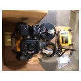 DEWALT 3500 PSI 2.5 GPM Cold Water Gas Pressure Washer with DeWalt 208cc Engine Customer Returns See Pictures