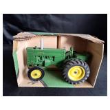 ERTL John Deere Model M Tractor 1/16 Scale NIB