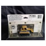 Ertl Cat Challenger 65 1/64 Scale Tractor NIB