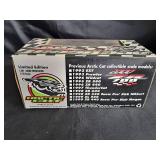 Artic Cat 2000 ZR700 NIB 1/18 Scale