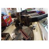 Power Miter Saws - Black & Decker