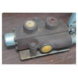 Cross Single Spool Monoblock Hydraulic Directional Control Valve