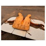 Western Saddlery Buckstitch Racing Saddle