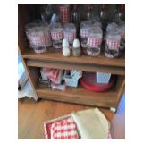 Picnic themed red plaid pattern dis...