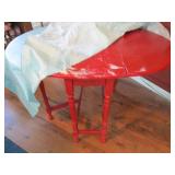 Round Red painted wood drop leaf di...
