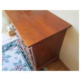 Vintage Wood 3-drawer night stand w...