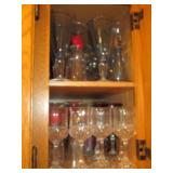 Cupboard content consisting of Vint...