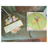 Misc springtime wall and table deco...