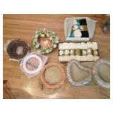 Variety of craft wreaths and skeins...