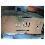 Vintage Ratheon radio...