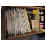 Office desk 42" x 32" x 32" and con...