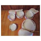 Fairfield dinnerware 32 pieces...