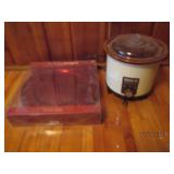 Hamilton Beach crock pot and a set ...