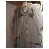 Womens clothing. Jeans, tops, leisu...