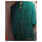 Womens clothing. Jeans, tops, leisu...