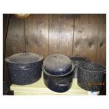 2 enamal pots and a roaster. Pots a...