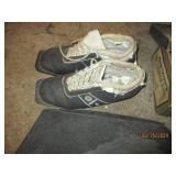 3 Normark and 1 Alpine brand ski to...