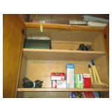 Contents of middle cupboards in sto...