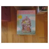 Easter ceramics and decor...